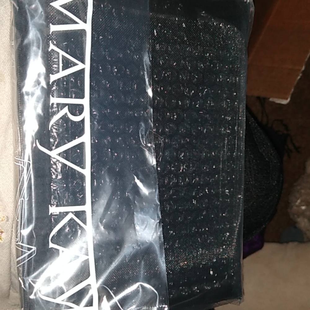 Two Brand new Mary Kay mini stand mirror